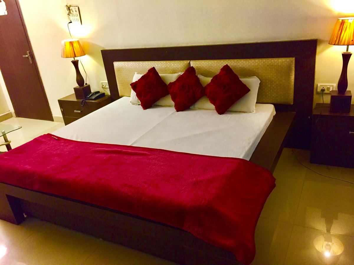 Hotel Shiva Sehore Екстер'єр фото