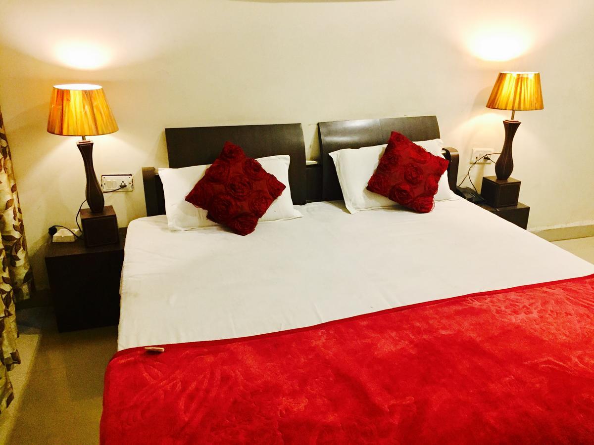 Hotel Shiva Sehore Екстер'єр фото