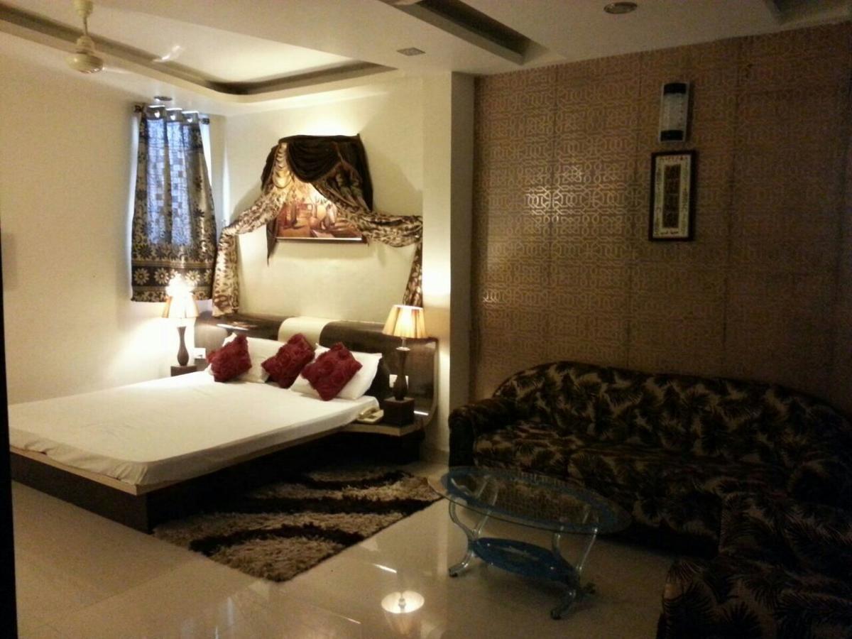 Hotel Shiva Sehore Екстер'єр фото